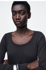 Knitted Slim Dress Navy - Image 2