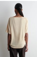 Round-Neck T-Shirt Beige - Image 3