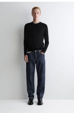 Merino Round-Neck Sweater Black - Image 2