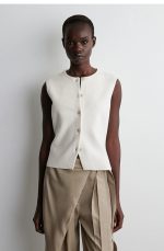 Knitted Round-Neck Vest