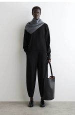 Wool Round-Neck Pullover Black - Image 2