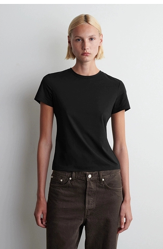 O1CN017fxZwJ1u7vtOMI76K_!!4611686018427380567-0-item_pic Slim T-Shirt Black - Image 1