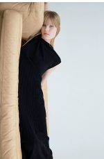 Knitted Pleated Dress Black