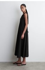 Pleated Dress Black - Image 2