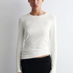 Knitted Round-Neck Top