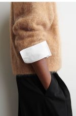 V-Neck Regular Cardigan - Image 3