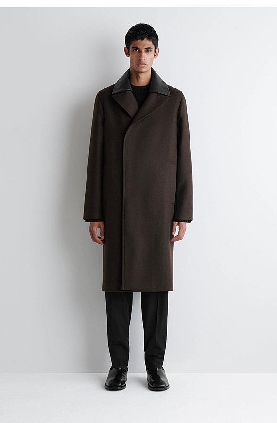 O1CN01IEMwUP1u7vuz6n6Og_!!4611686018427380567-0-item_pic Leather Coat Brown - Image 1