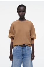 Wool Round-Neck Pullover