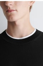 Merino Round-Neck Sweater Black - Image 3