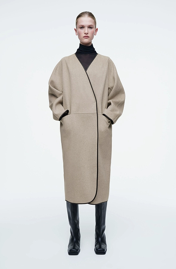 O1CN01QUJKZy1u7vqEeC2GY_!!4611686018427380567-0-item_pic Leather Regular Coat - Image 1