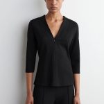 Knitted V-Neck Top Black