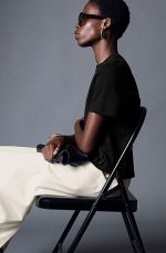 Round-Neck Top Black - Image 2