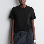 Round-Neck Top Black