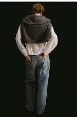 Standard V-neck Merino Wool Knitwear - Image 2