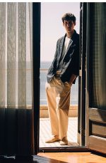 Pleated Trousers Beige - Image 2