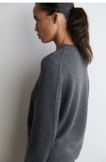 Cashmere Round-Neck Sweater Gray - Image 3
