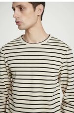 Round-Neck Regular T-Shirt - Image 2