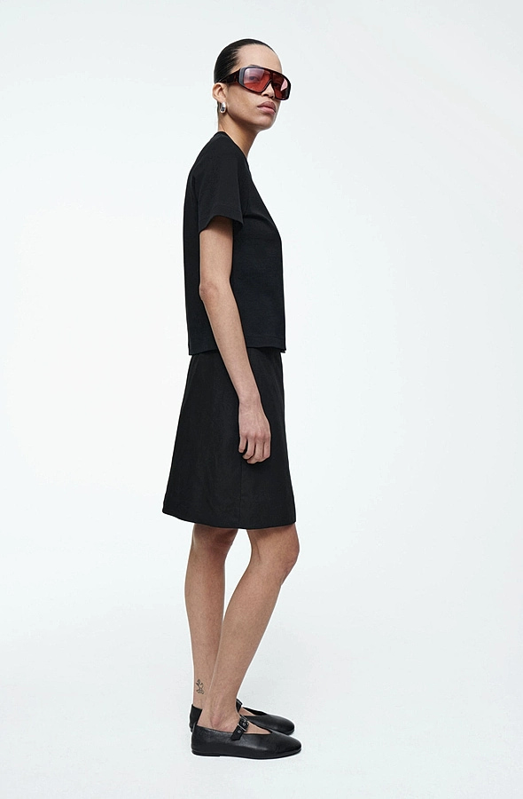 O1CN01WiOYJY1u7vnet1lXU-4101595991 Pleated Skirt Black - Image 1