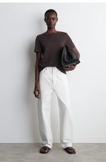 Round-Neck T-Shirt Brown - Image 2