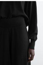 Wool Barrel Pants Black - Image 3