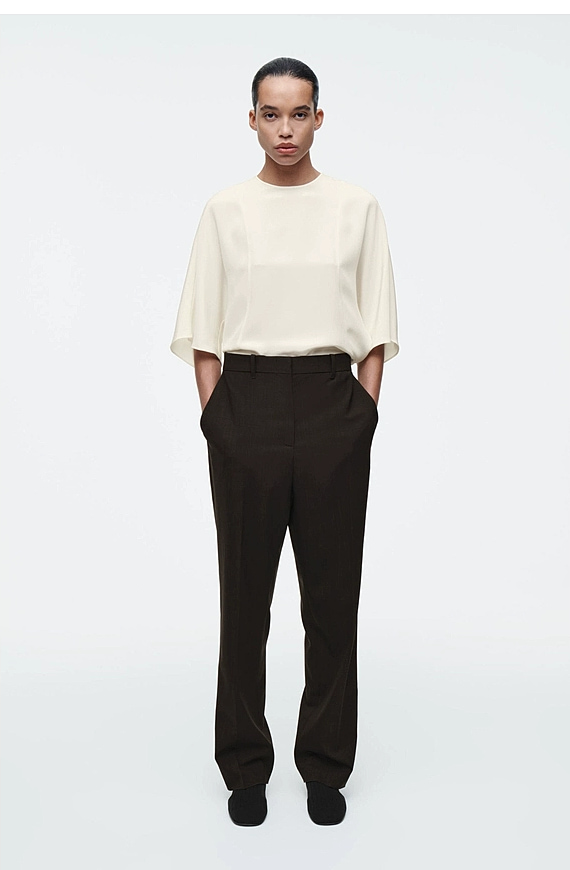 O1CN01XYt4zJ1u7vsIl6Ai4-4101595991 Silk T-Shirt Beige - Image 1