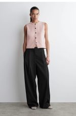 Knitted Round-Neck Vest Pink - Image 2