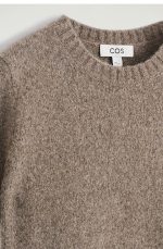 Knitted T-Shirt Brown - Image 5