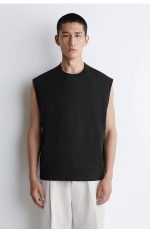 Knitted Round-Neck Vest Black