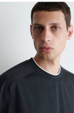 Round-Neck Regular T-Shirt - Image 3