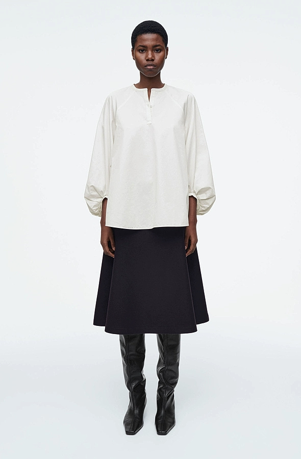 O1CN01dp7cTB1u7vrCxWBHC-4101595991 Round-Neck Cardigan White - Image 1