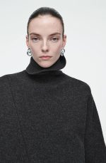 Merino Regular Sweater - Image 3