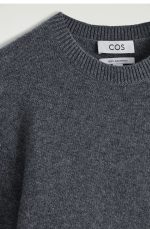 Cashmere Round-Neck Sweater Gray - Image 5