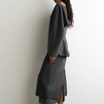 Wool Slim Skirt