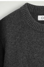 Standard Rib Cashmere Round-neck Knitwear - Image 4