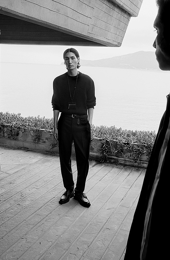 O1CN01oD4iNH1u7vpd45H7s-4101595991 Wool Long-Sleeve Sweater - Image 1