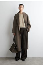 Knitted T-Shirt Beige - Image 2