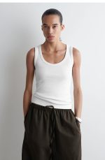 Knitted Slim Vest White