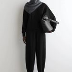 Wool Barrel Pants Black