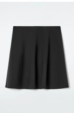 Pleated Skirt Black - Image 4