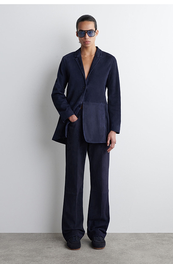 O1CN012EQG111u7vuX0z0rj-4101595991 Leather Patchwork German Training Sneaker Navy Blue - Image 1