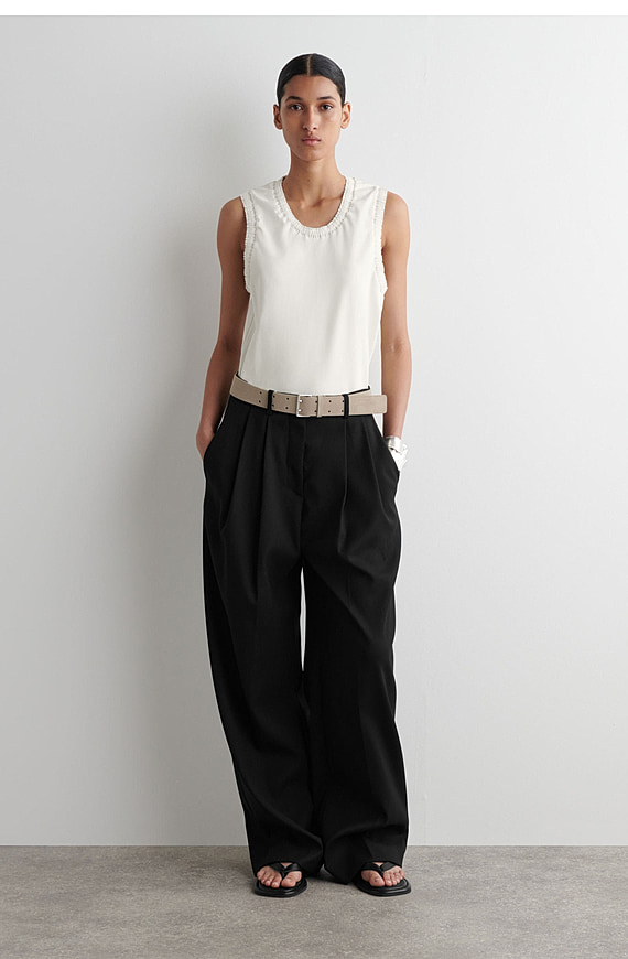 O1CN019KVJfC1u7vt0LYRdg-4101595991 Cotton Pleated Vest - Image 1