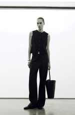 Drawstring Bundle Leather Bucket Bag Black - Image 2