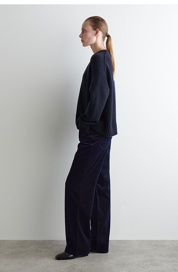 O1CN01H2Rhsu1u7vvISK57q-4101595991 Corduroy Straight Pants Navy - Image 1