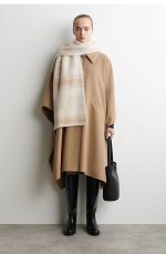 Alpaca Blend Plaid Scarf Beige - Image 2