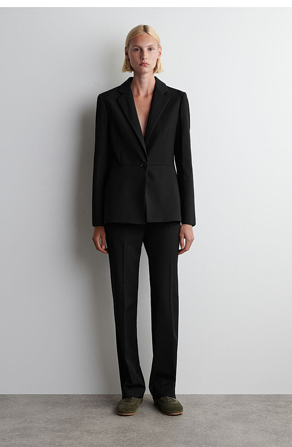 O1CN01cfq2OO1u7vtZDbZP4-4101595991 Leather Patchwork Desun Sneakers Dark Green - Image 1