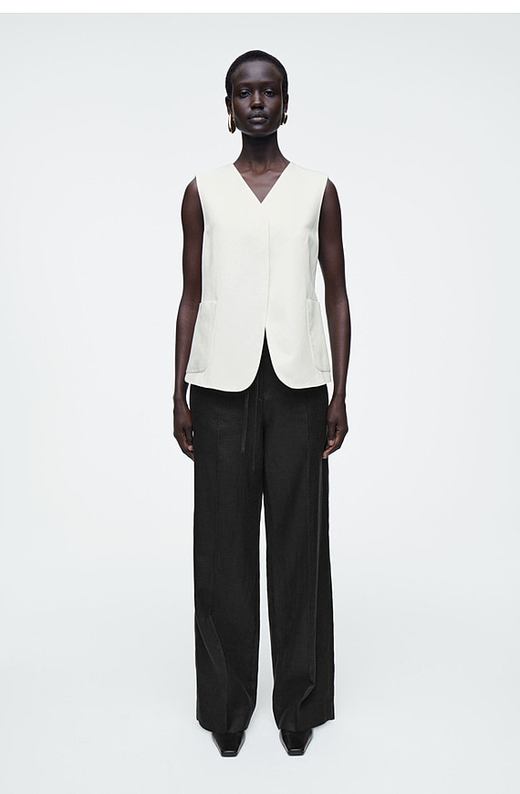 O1CN01ezyQPR1u7vsBIOg6m-4101595991 Regular Vest Classic - Image 1