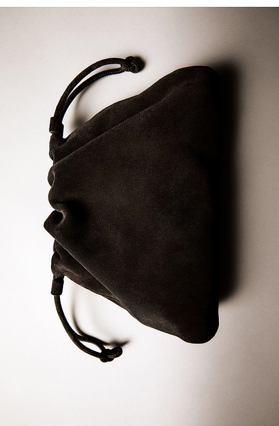 O1CN01iGjdJG1u7vr3JMCQP-4101595991 Mini Suede Drawstring Clutch Bag Brown Spring & Fall Wear - Image 1