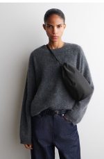 Nylon Drawstring Messenger Bag Black