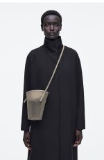 Mini Mesh Drawstring Bucket Bag Beige Spring & Fall Wear Mat - Image 3