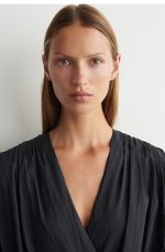 Pleated Top Black - Image 2